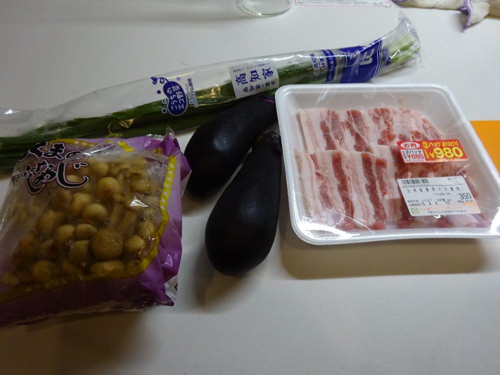豚バラ焼肉入りの野菜炒め
