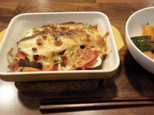 鮭と野菜の味噌チーズ焼き